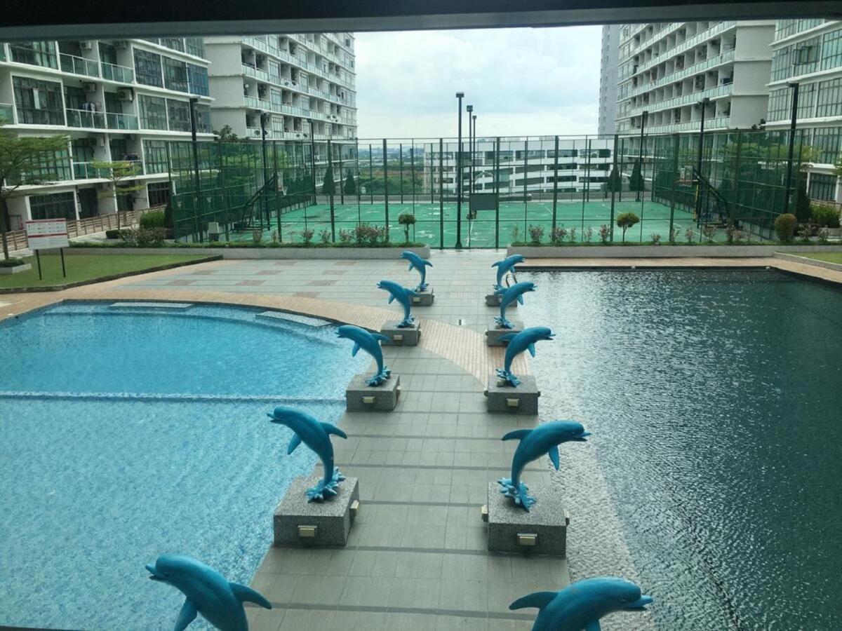 11-Modern Homestay Palazio Lake View Mount Austin Palazio Near Aeon Themepark Toppen Ikea جوهر بهرو المظهر الخارجي الصورة