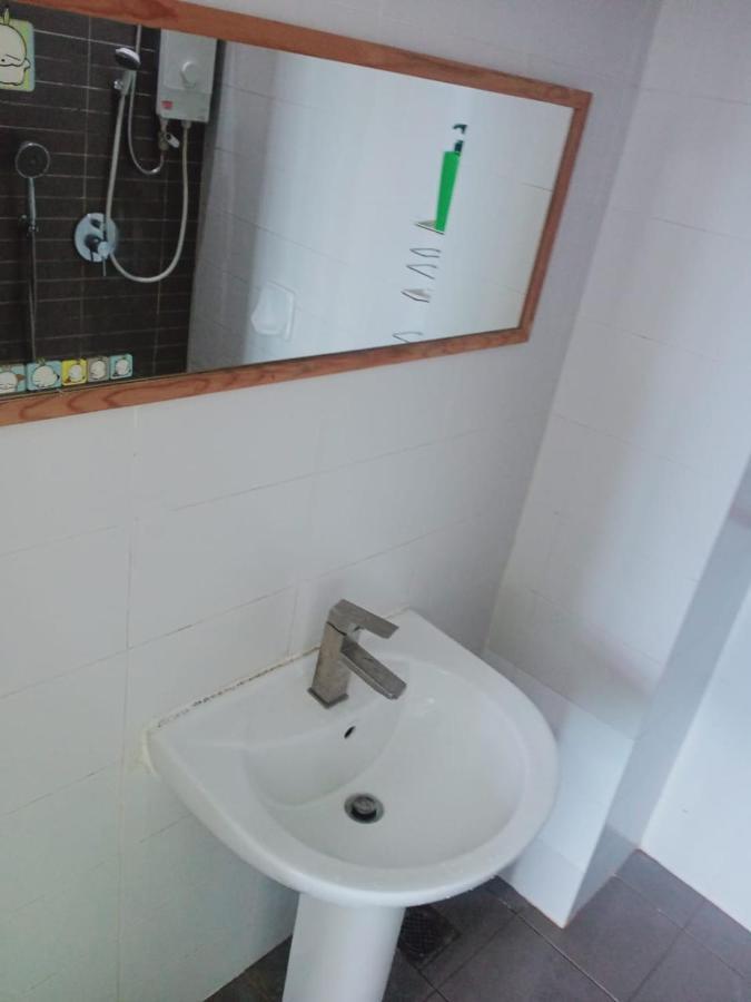 11-Modern Homestay Palazio Lake View Mount Austin Palazio Near Aeon Themepark Toppen Ikea جوهر بهرو المظهر الخارجي الصورة